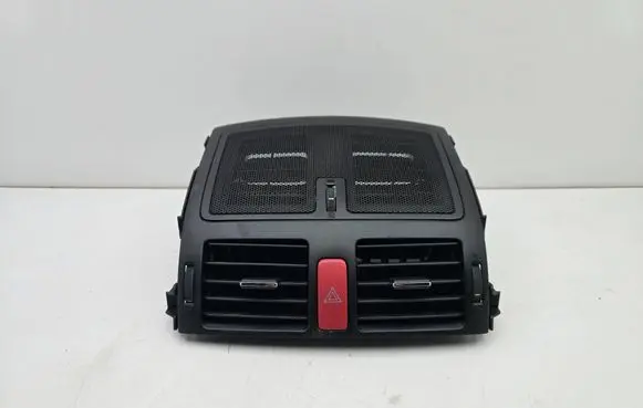 Toyota Auris 150 Dash center air vent grill 21GY18