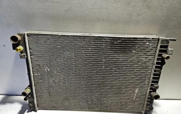 Opel Omega B1 Coolant radiator 52463049