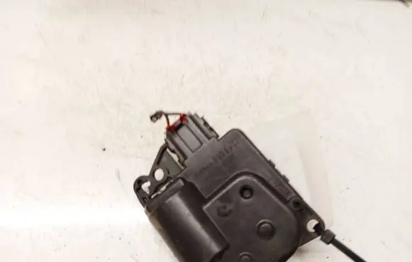 Dodge Magnum Air flap motor/actuator 05061099AA