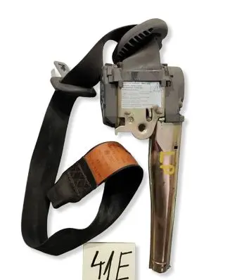 Volkswagen Polo III 6N 6N2 6NF Front seatbelt 6N0857705