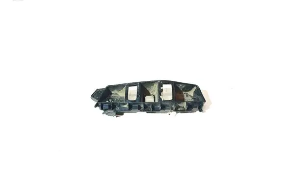 Volkswagen Touareg II Front bumper mounting bracket 7P6807184 7P6807184F