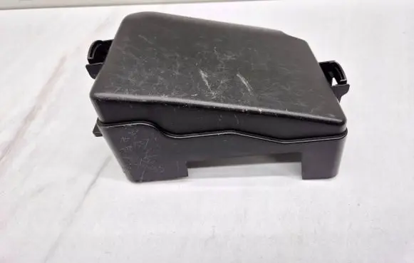 KIA Ceed Fuse box cover 91950A2710