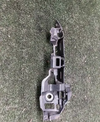 Volkswagen Golf VII Front bumper mounting bracket 5G0807050A 5G0807050