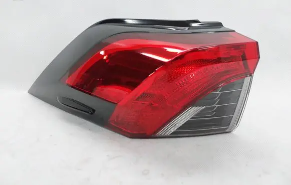 Toyota RAV 4 (XA50) Rear/tail lights 81560-42230