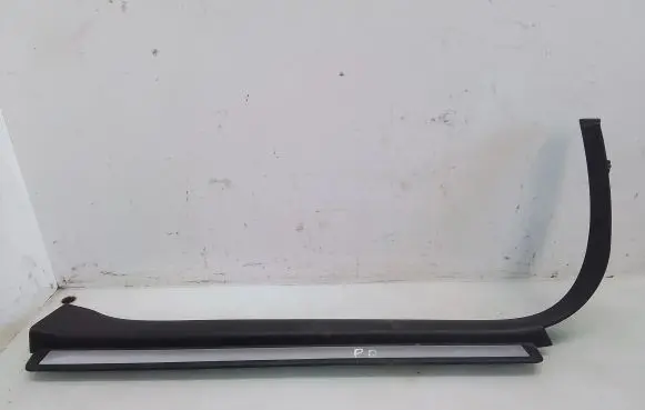 Nissan Murano Z50 Front sill trim cover 3276951CC20A