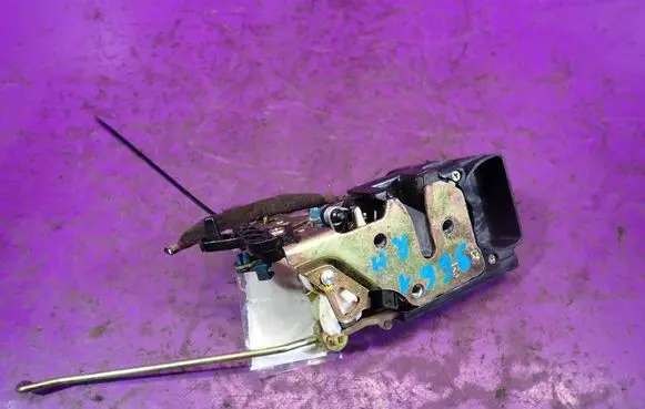 Chevrolet Kalos Rear door lock