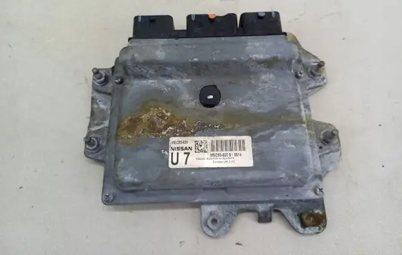 Nissan Qashqai Engine control unit/module ECU MEC93-630