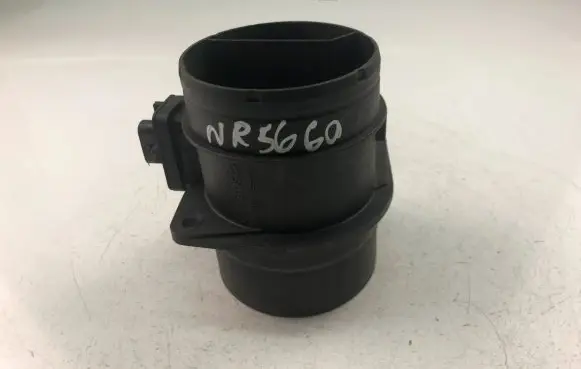 Audi Q3 8U Mass air flow meter 03L906461A
