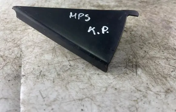 Mitsubishi Pajero Sport I Other front door trim element Mr109273