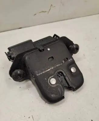 Dacia Sandero III Tailgate/trunk/boot lock/catch/latch 905030934R 40507265