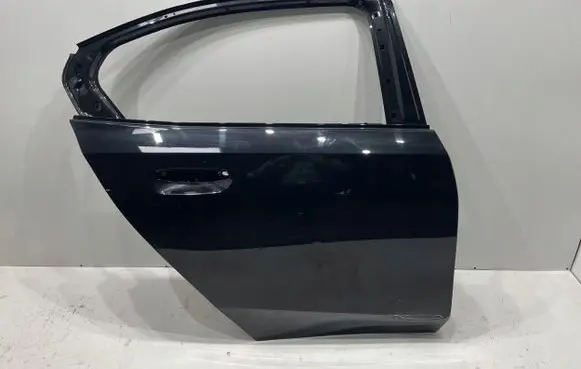 BMW 5 G60 Rear door