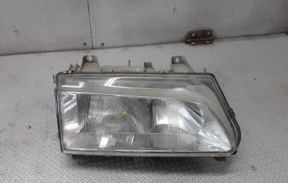 Peugeot 806 Headlight/headlamp 60979760D