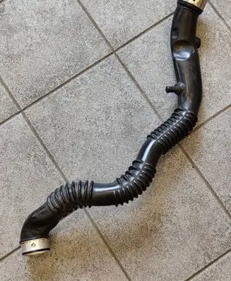 BMW X3 E83 Intercooler hose/pipe 3448467 11613448467