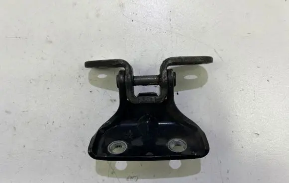 Hyundai ix35 Rear door upper hinge