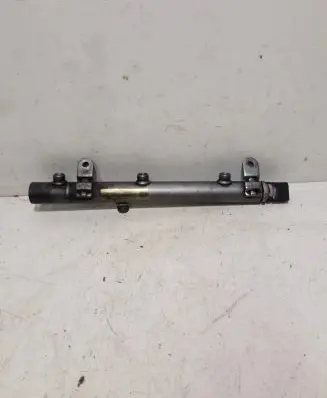 Mercedes-Benz S W221 Fuel main line pipe A6420702595
