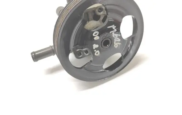 Mazda 626 Power steering pump