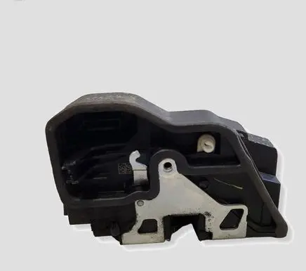 Mini Cooper Countryman R60 Rear door lock 7318418