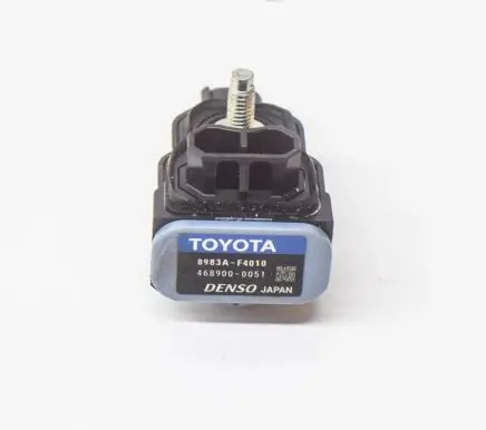 Toyota C-HR I Airbag deployment crash/impact sensor 8983AF4010 4689000051