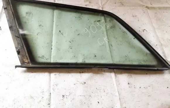 Audi A6 S6 C5 4B Rear side window As2