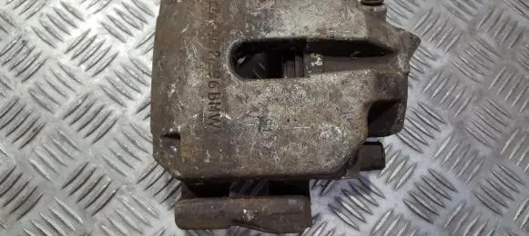 BMW 5 E39 Front brake caliper