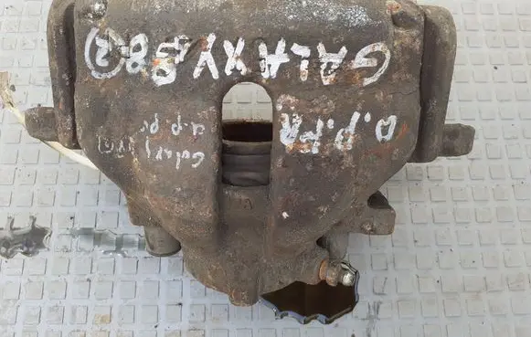 Volkswagen Sharan Front brake caliper