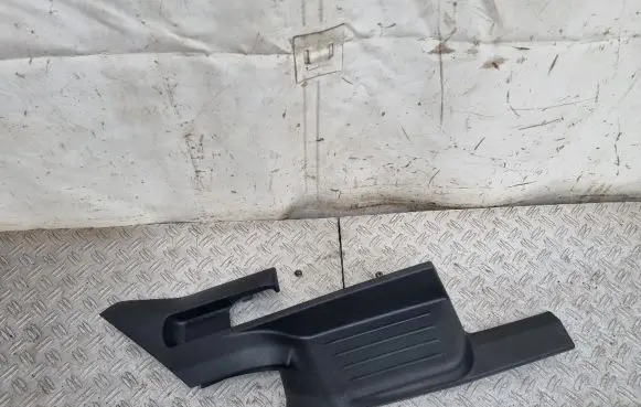 Nissan Qashqai+2 Rear sill trim cover 76986EY10A