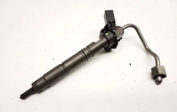 Mercedes-Benz ML W164 Fuel injector A6420700587