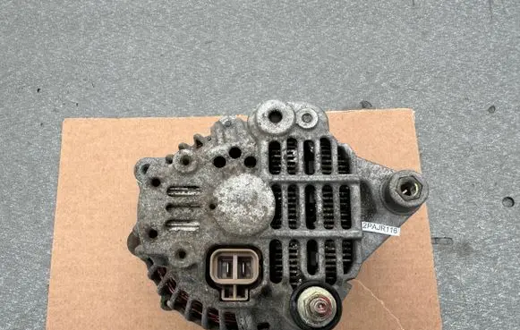 Mitsubishi Pajero Generator/alternator MD313395