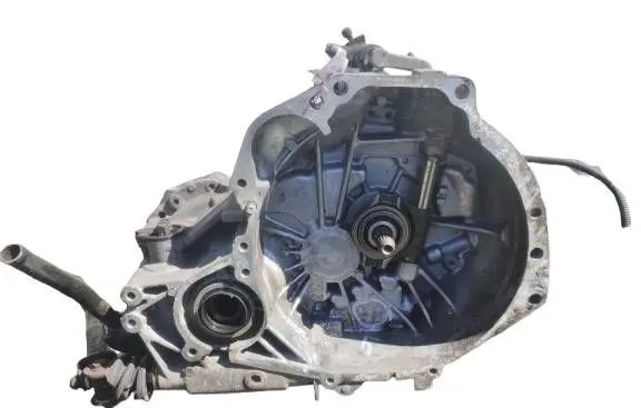 Nissan Almera N16 Manual 5 speed gearbox 6J03
