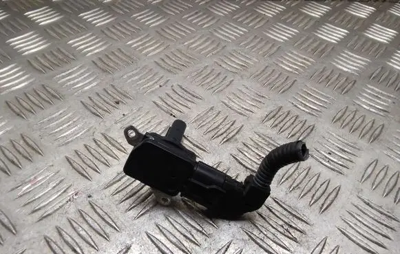 Toyota Prius (XW30) Mass air flow meter 2220437010 1974005080
