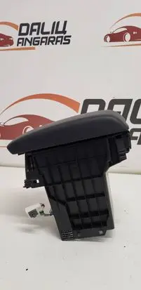 Mazda 3 II Armrest