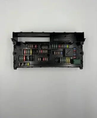 BMW X3 F25 Fuse module 9210863 02133694 117033444