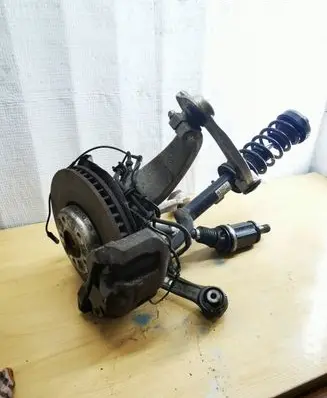 BMW 5 GT F07 Front wheel hub spindle knuckle 6798151 BMW6036