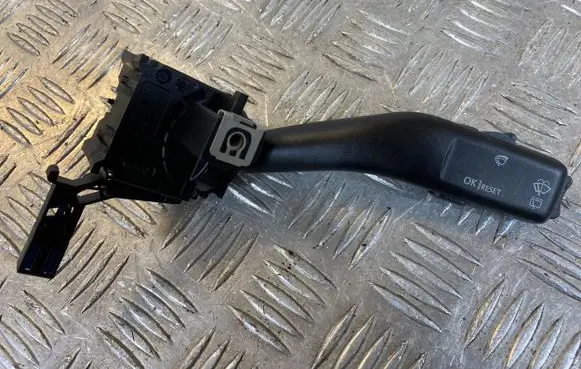 Skoda Octavia Mk2 (1Z) Wiper control stalk 1K0953519A 01203506 20350661286441