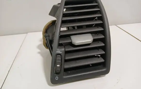 Volvo XC90 Dashboard side air vent grill/cover trim 3409399 1264