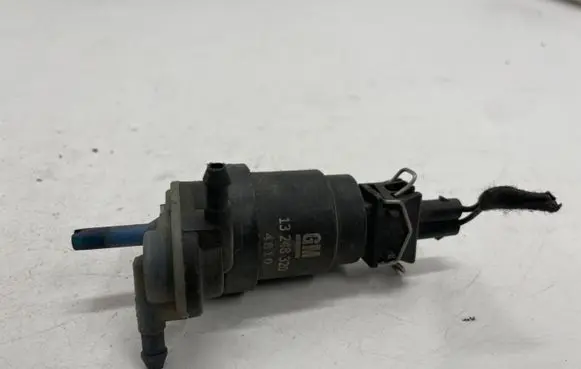 Opel Zafira B Windscreen/windshield washer pump 13248320