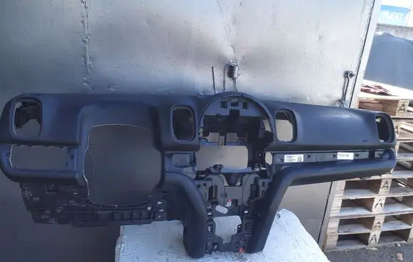 Mini Cooper Countryman F60 Dashboard 