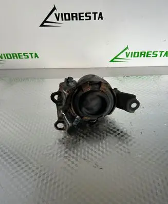 Honda HR-V Engine mount bracket