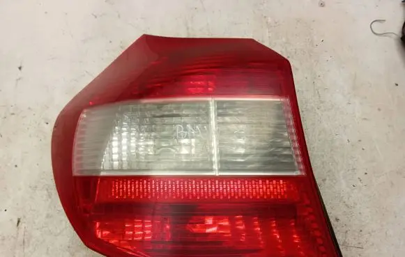 BMW 1 E81 E87 Rear/tail lights 6924501