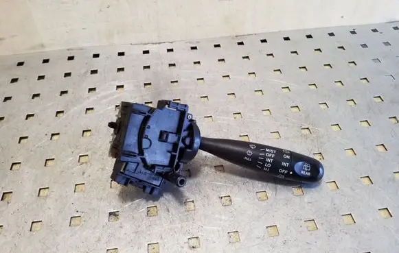 Toyota RAV 4 (XA20) Wiper control stalk 173647