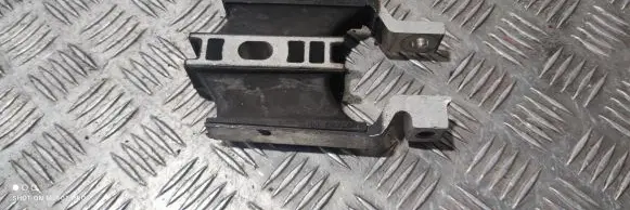 Volvo XC60 Engine mount bracket 31330594