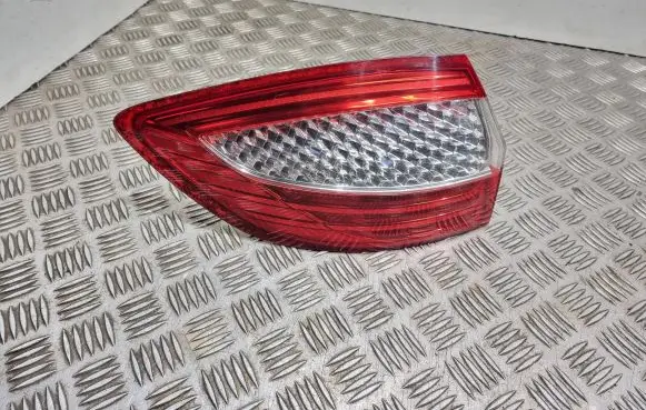 Ford Mondeo MK IV Rear/tail lights 7S7113405B