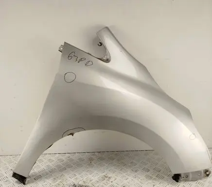 Toyota Verso Fender 
