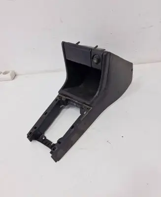 Volkswagen PASSAT B4 Center console 