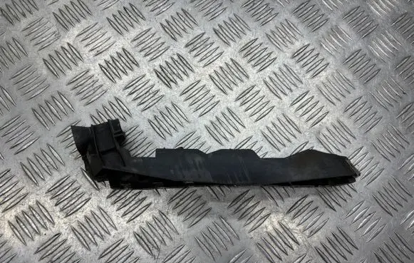 Audi A3 S3 8L Front bumper mounting bracket 8l0807184d