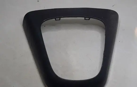 Toyota Corolla Verso E121 Gear shifter surround trim plastic 5884313020 GN19100970