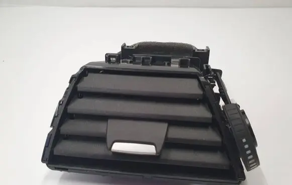 BMW 4 F32 F33 Dashboard side air vent grill/cover trim 9346226 530835
