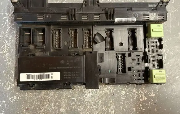 BMW X5 E53 Fuse module 8380407