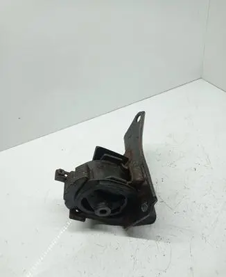 Toyota Corolla Verso AR10 Engine mount bracket