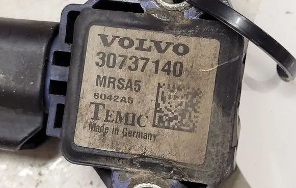 Volvo V50 Airbag deployment crash/impact sensor 30737140